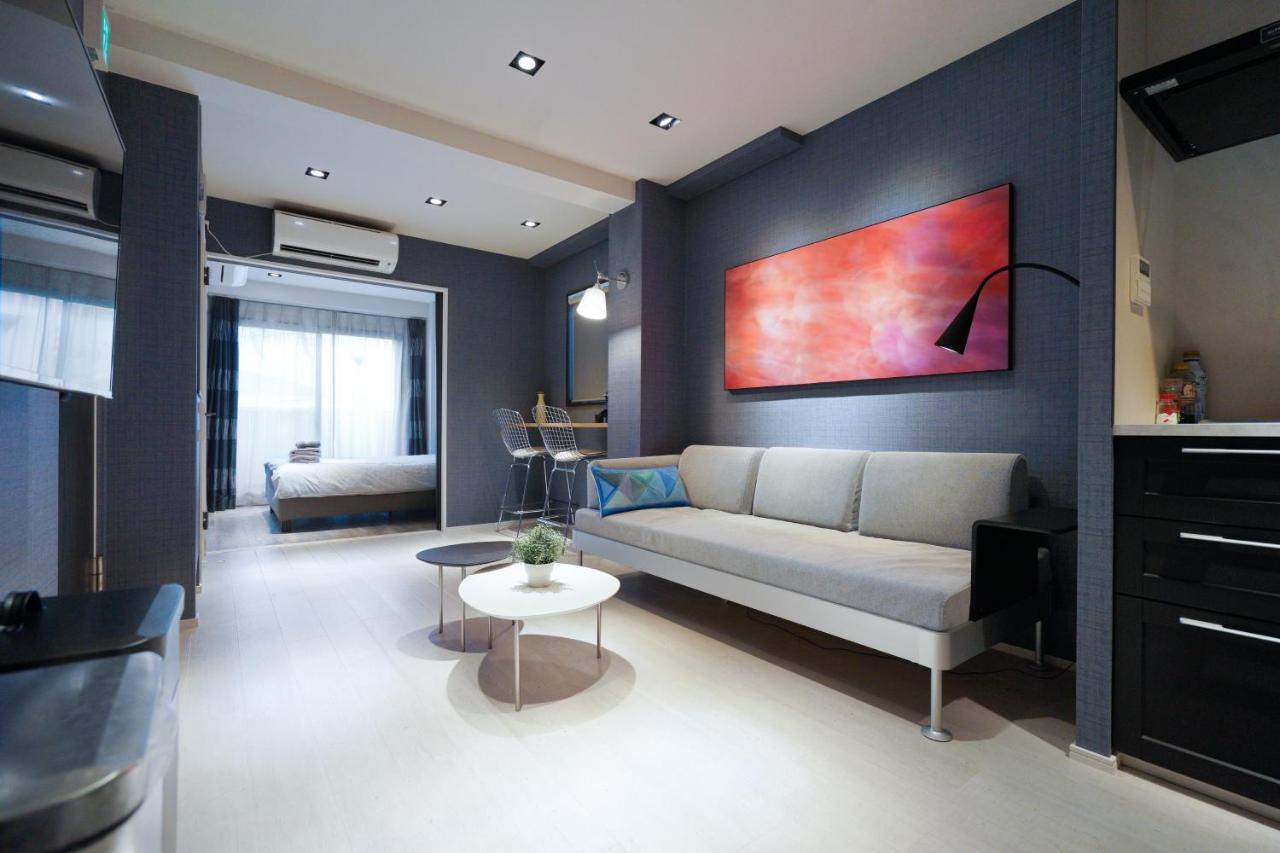 Real Life Meguro River Apartemen