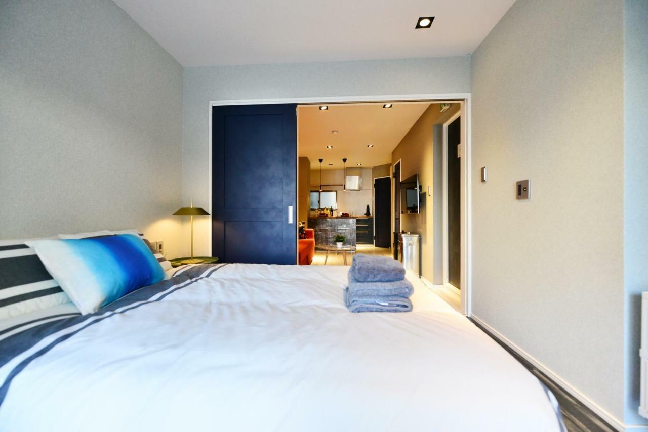 Real Life Meguro River Apartemen